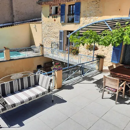 Дом отдыха Maison De Village Avec Piscine *
