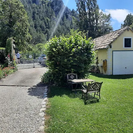 Maison De Village Avec Piscine *