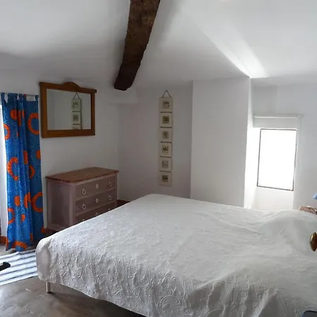 Maison De Village Avec Piscine Дом отдыха *