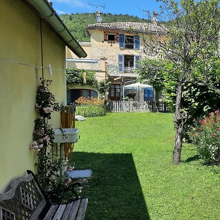 Maison De Village Avec Piscine Кастеллан