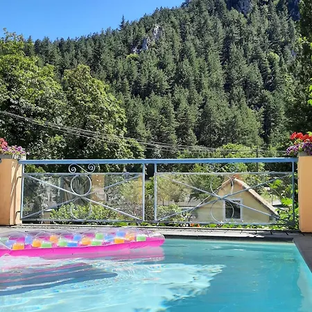 Casa vacanze Maison De Village Avec Piscine Castellane