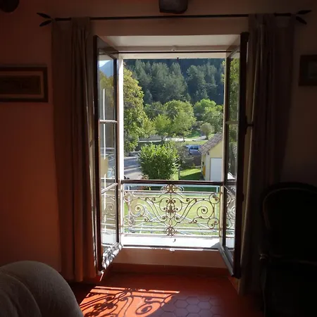 Maison De Village Avec Piscine Castellane