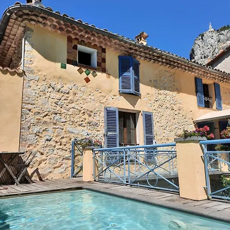Maison De Village Avec Piscine * Castellane
